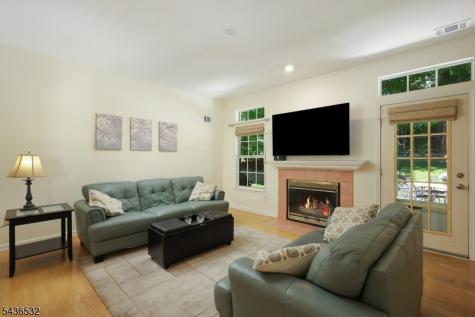 48 Huntington Road Bernards NJ 07920