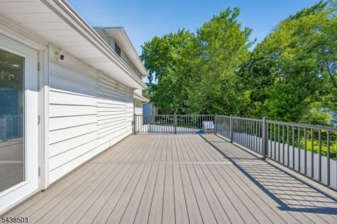 13 Munsey Road Emerson NJ 07630