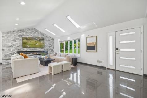 13 Munsey Road Emerson NJ 07630
