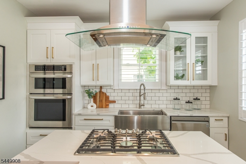 25 Cloverhill Place Montclair NJ 07042
