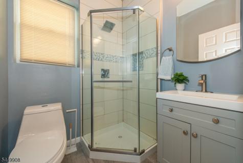 25 Cloverhill Place Montclair NJ 07042
