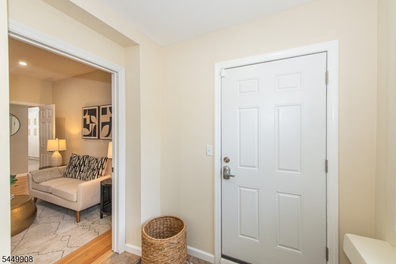 25 Cloverhill Place Montclair NJ 07042