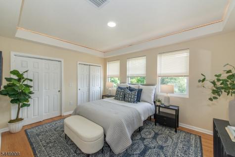 25 Cloverhill Place Montclair NJ 07042
