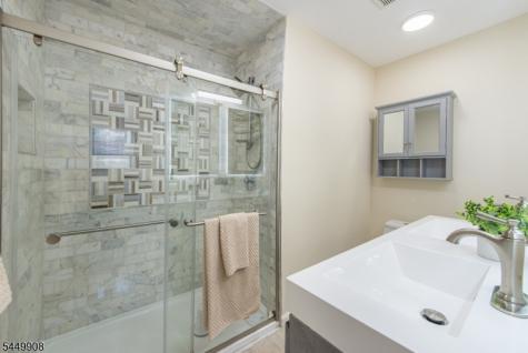 25 Cloverhill Place Montclair NJ 07042