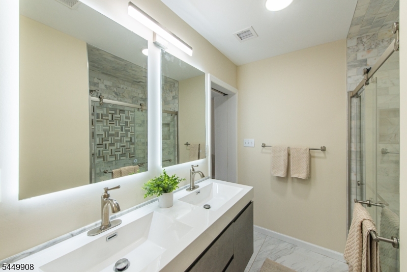 25 Cloverhill Place Montclair NJ 07042