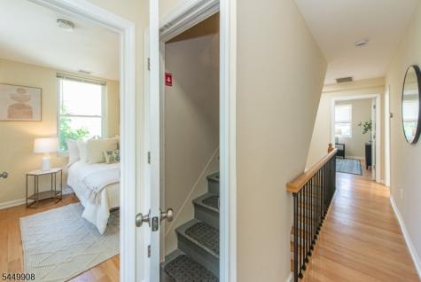 25 Cloverhill Place Montclair NJ 07042