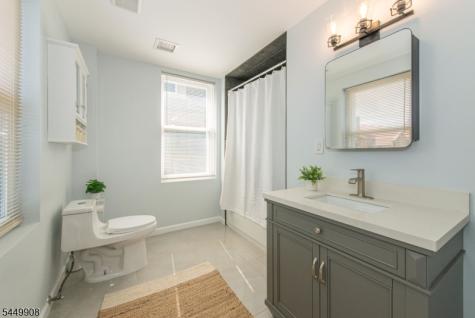25 Cloverhill Place Montclair NJ 07042