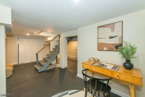 25 Cloverhill Place Montclair NJ 07042