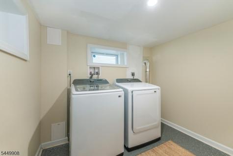 25 Cloverhill Place Montclair NJ 07042