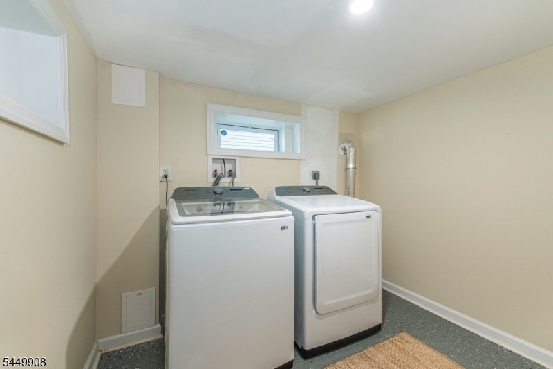 25 Cloverhill Place Montclair NJ 07042