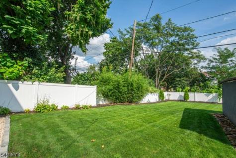25 Cloverhill Place Montclair NJ 07042