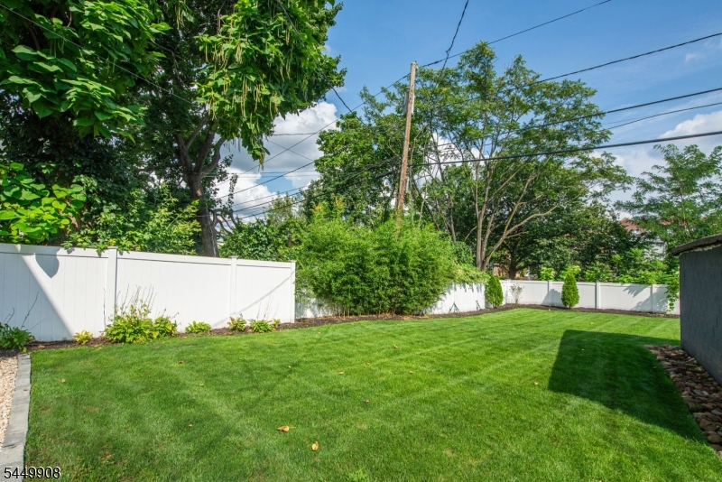 25 Cloverhill Place Montclair NJ 07042