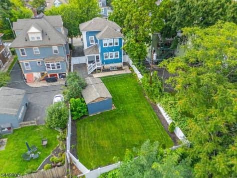 25 Cloverhill Place Montclair NJ 07042