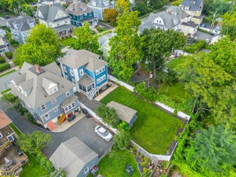 25 Cloverhill Place Montclair NJ 07042