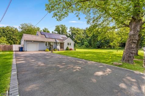 132 Parkside Road Plainfield NJ 07060