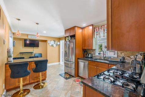 132 Parkside Road Plainfield NJ 07060