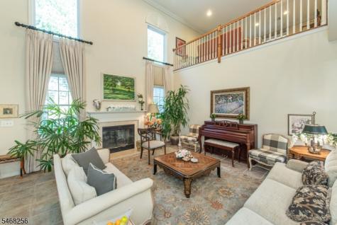 19 Coggins Lane West Orange NJ 07052