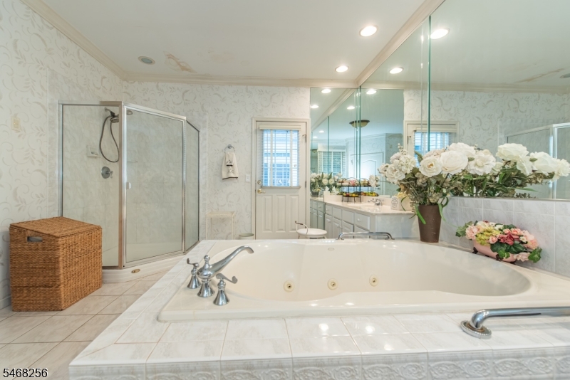 19 Coggins Lane West Orange NJ 07052