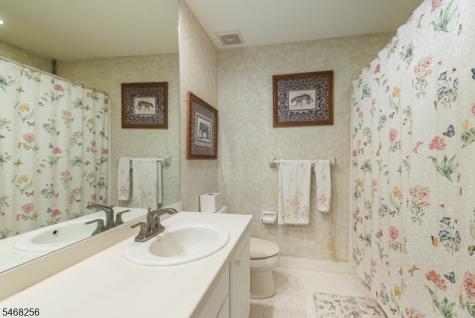 19 Coggins Lane West Orange NJ 07052