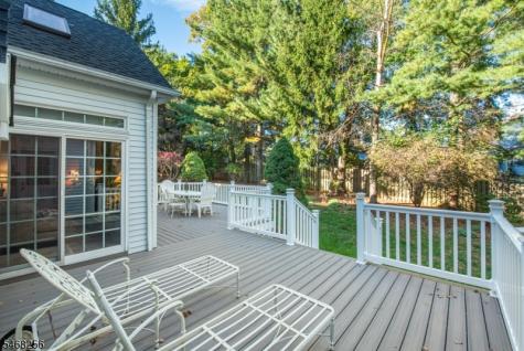 19 Coggins Lane West Orange NJ 07052