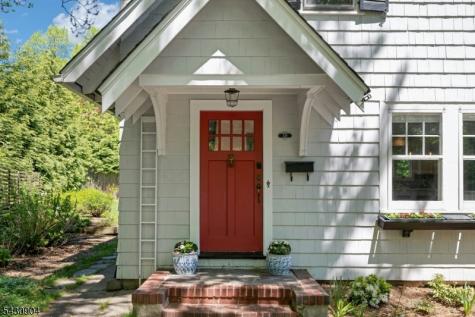 129 Mount Hebron Road Montclair NJ 07043
