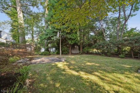 20 Kew Drive Springfield NJ 07081