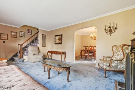 20 Kew Drive Springfield NJ 07081