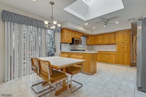 11 Wood Drive Parsippany-troy Hills NJ 07950