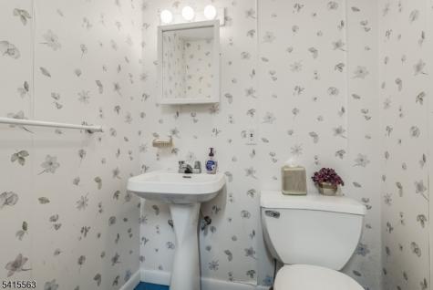 11 Wood Drive Parsippany-troy Hills NJ 07950