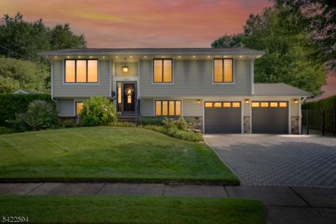 1453 Tooz Place South Plainfield NJ 07080
