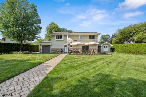 1453 Tooz Place South Plainfield NJ 07080