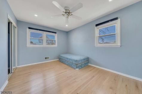 162 Grove Avenue Verona NJ 07044