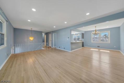 162 Grove Avenue Verona NJ 07044