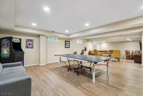 47 Cayuga Way Millburn NJ 07078