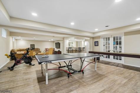 47 Cayuga Way Millburn NJ 07078