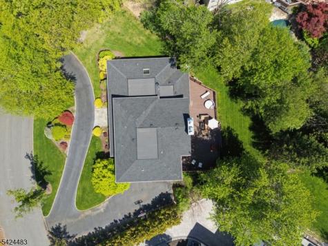 47 Cayuga Way Millburn NJ 07078