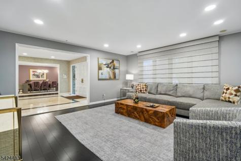 47 Cayuga Way Millburn NJ 07078