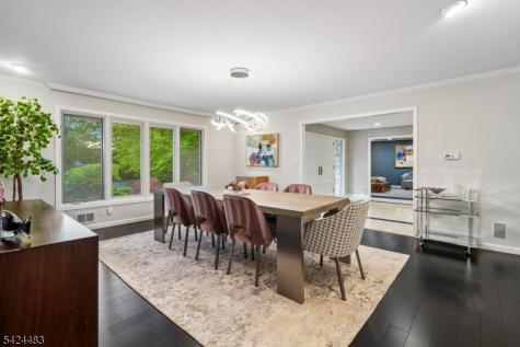 47 Cayuga Way Millburn NJ 07078