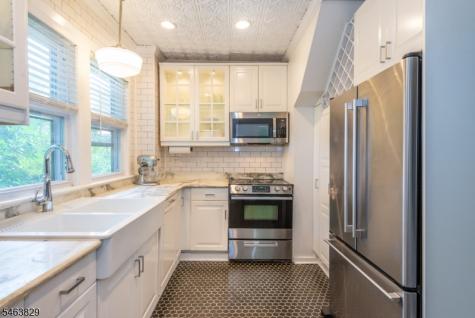 133 Buckingham Road Montclair NJ 07043