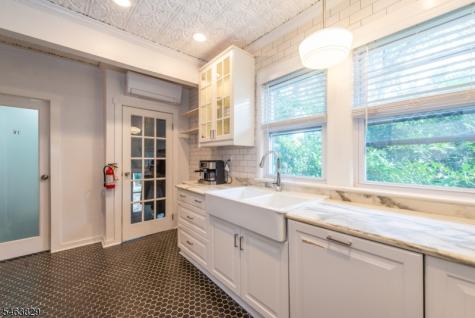 133 Buckingham Road Montclair NJ 07043