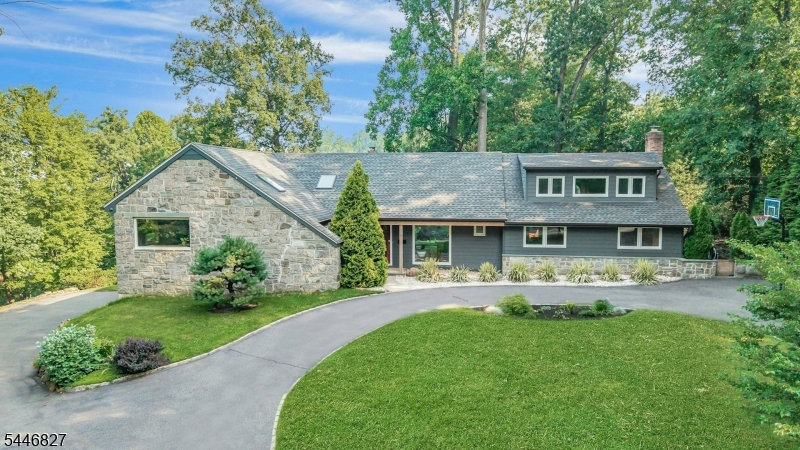 21 Gloucester Road Summit NJ 07901