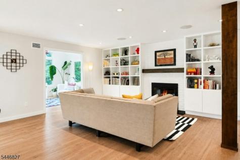 21 Gloucester Road Summit NJ 07901