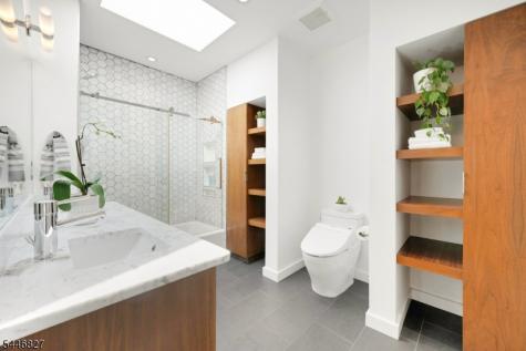 21 Gloucester Road Summit NJ 07901