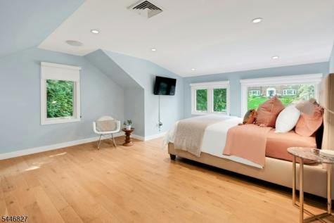 21 Gloucester Road Summit NJ 07901