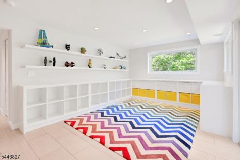21 Gloucester Road Summit NJ 07901
