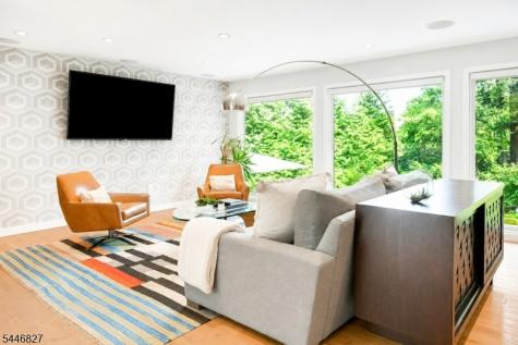 21 Gloucester Road Summit NJ 07901