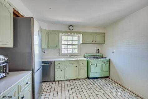 78 Rose Street Metuchen NJ 08840
