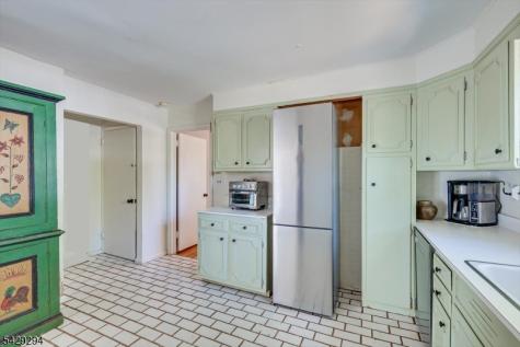 78 Rose Street Metuchen NJ 08840