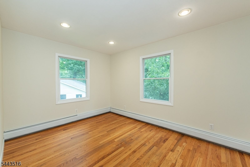 16 Florence Street Hopatcong NJ 07874