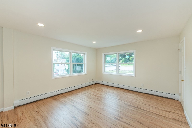 16 Florence Street Hopatcong NJ 07874